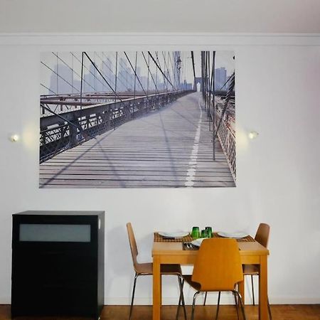 Ixelles: Superbe Appartement, Idealement Situe Брюксел Екстериор снимка